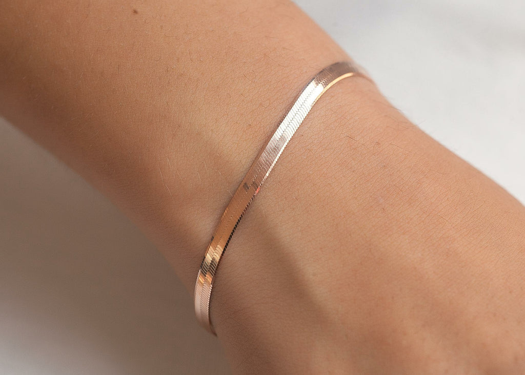 Flaches Schlangenarmband - Rosé vergoldet | Shop Nory