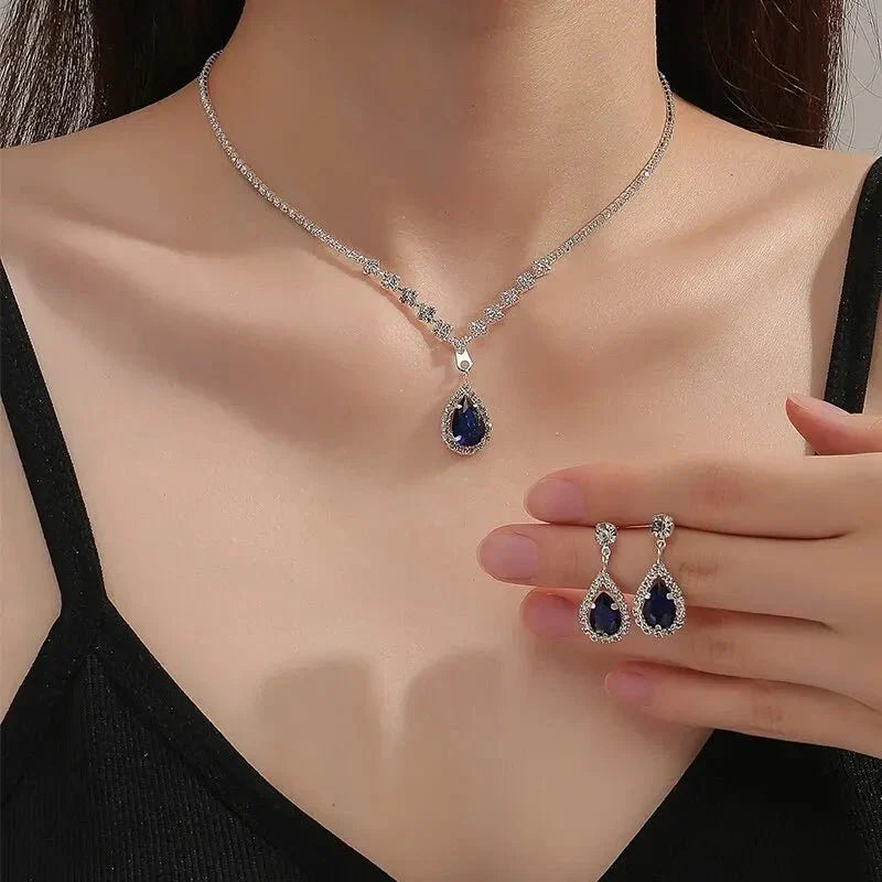 Schimmerndes Blaues Tropfen-Diamant-Halsketten- und Ohrringe-Set