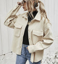 Shopnory | Kurze Jacke mit Knopfleiste