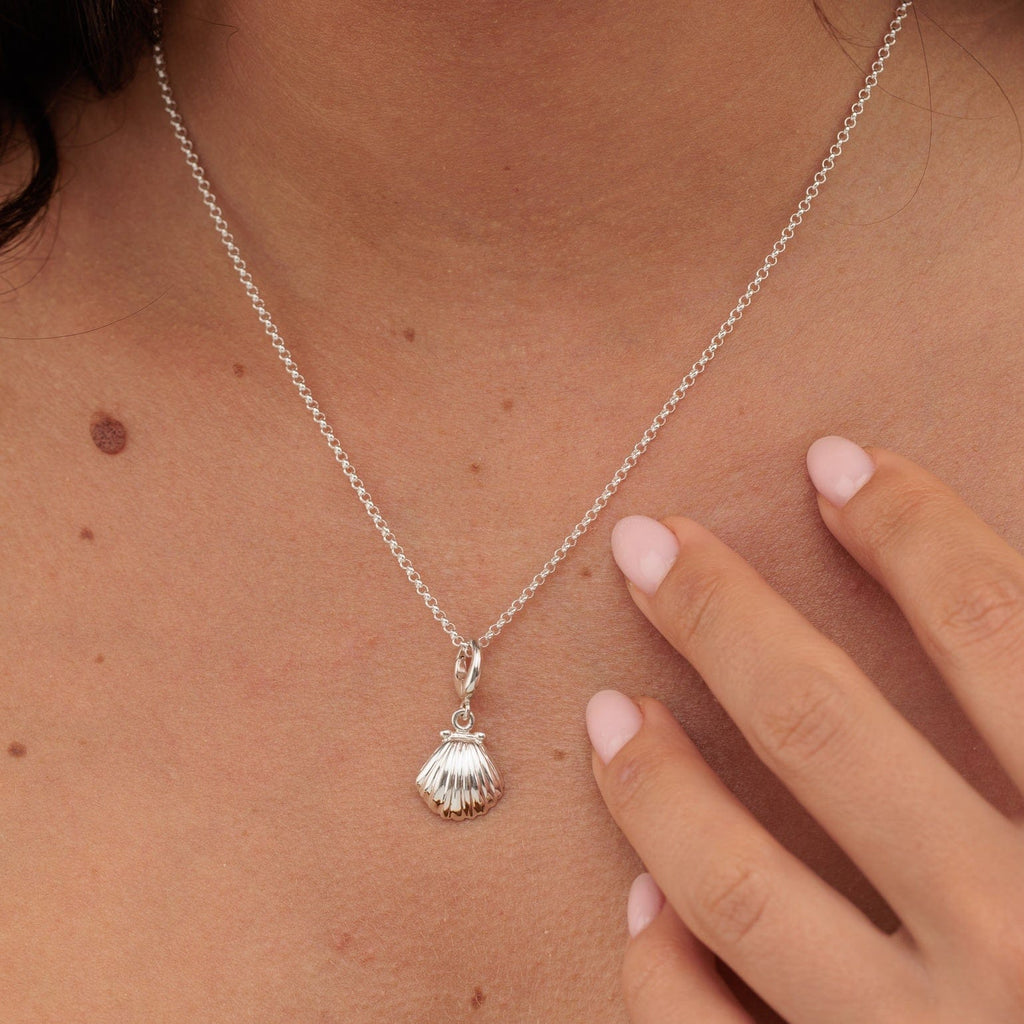 Silber Muschel Charm Halskette | Shop Nory
