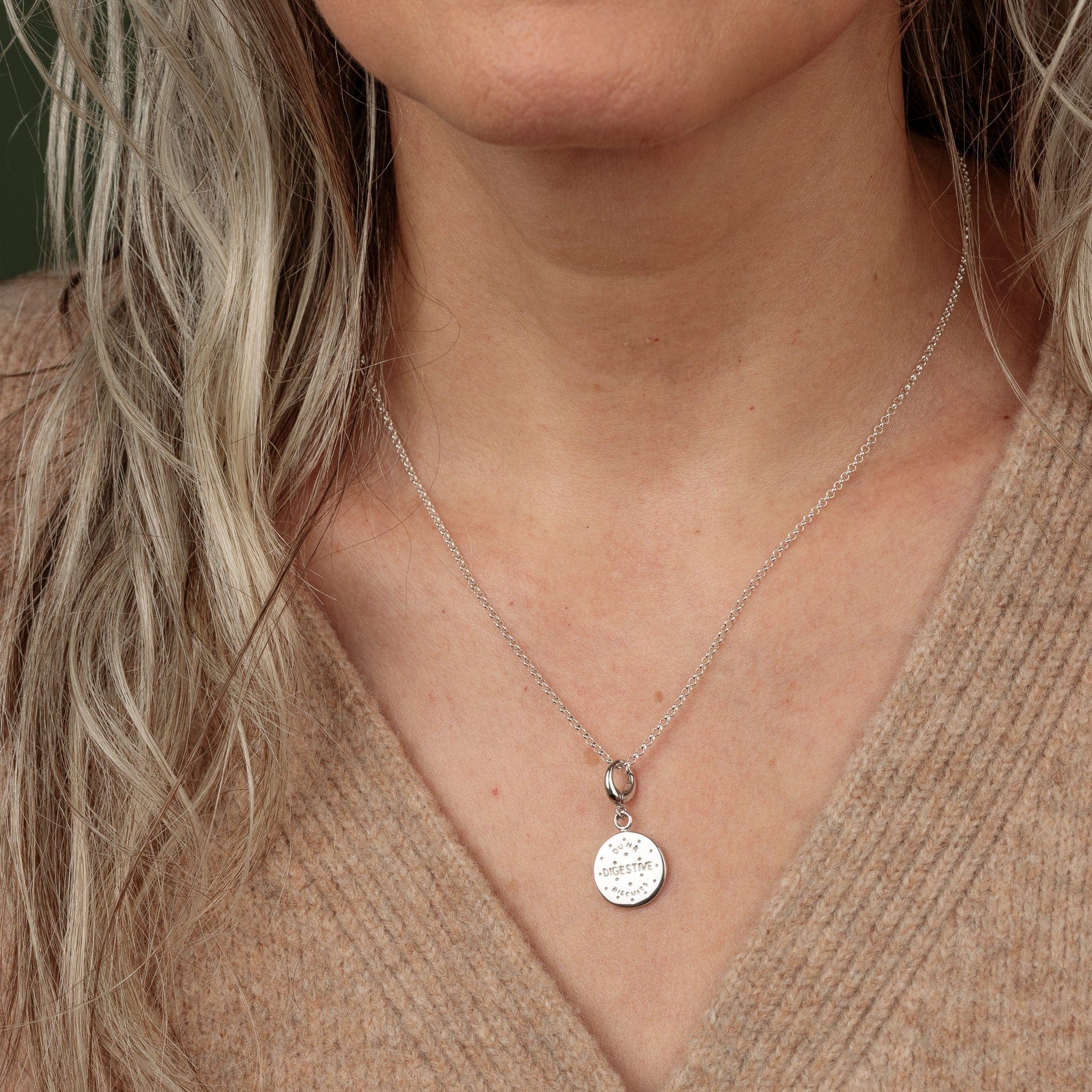 Silber Digestive Biscuit Charm Halskette | Shop Nory