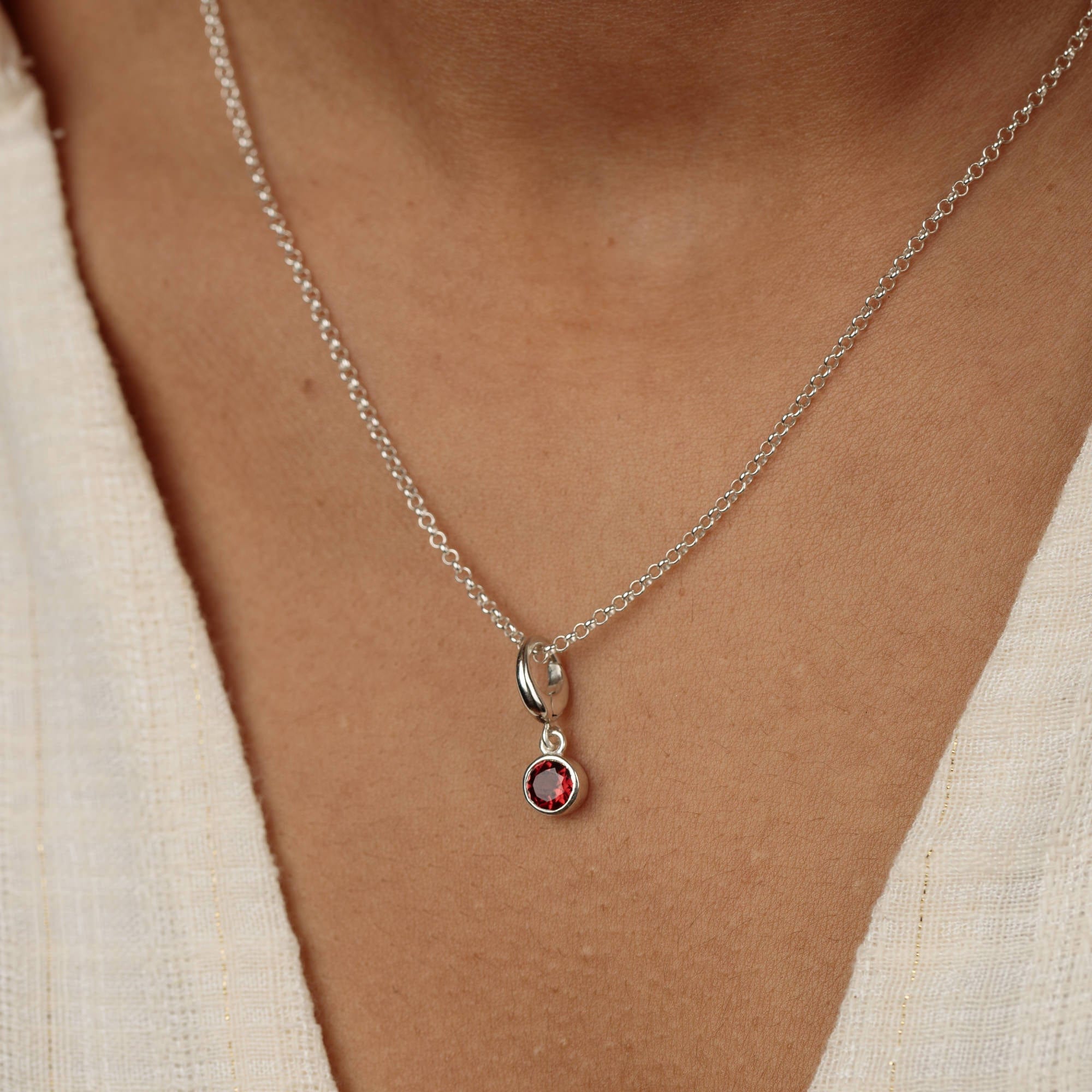 Januar Geburtsstein Charm Halskette (Granat) | Shop Nory