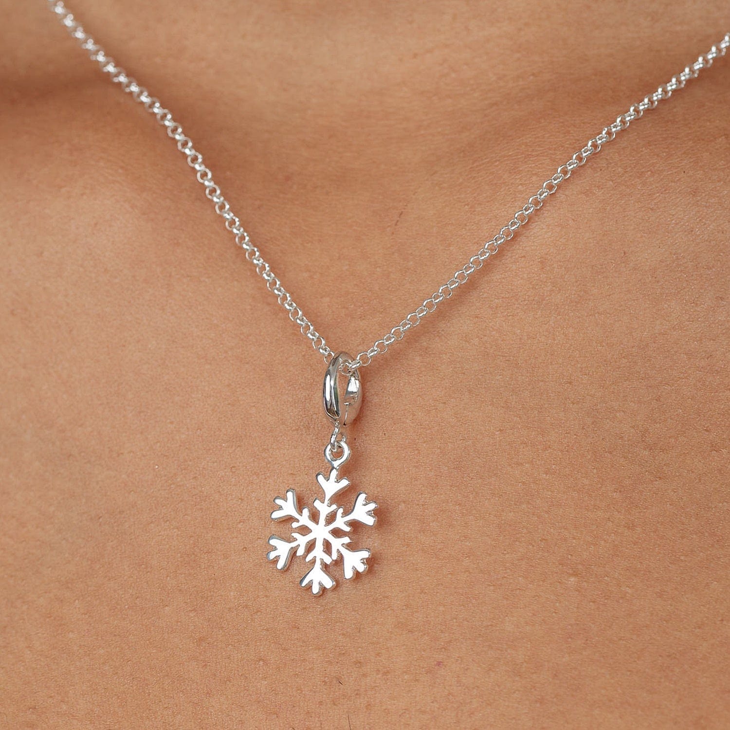 Silber Schneeflocken Charm Halskette | Shop Nory