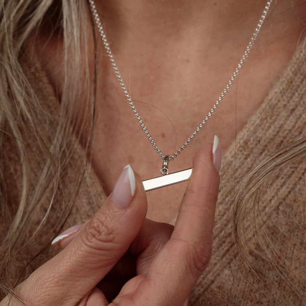 Silber T-Bar Charme Halskette | Shop Nory