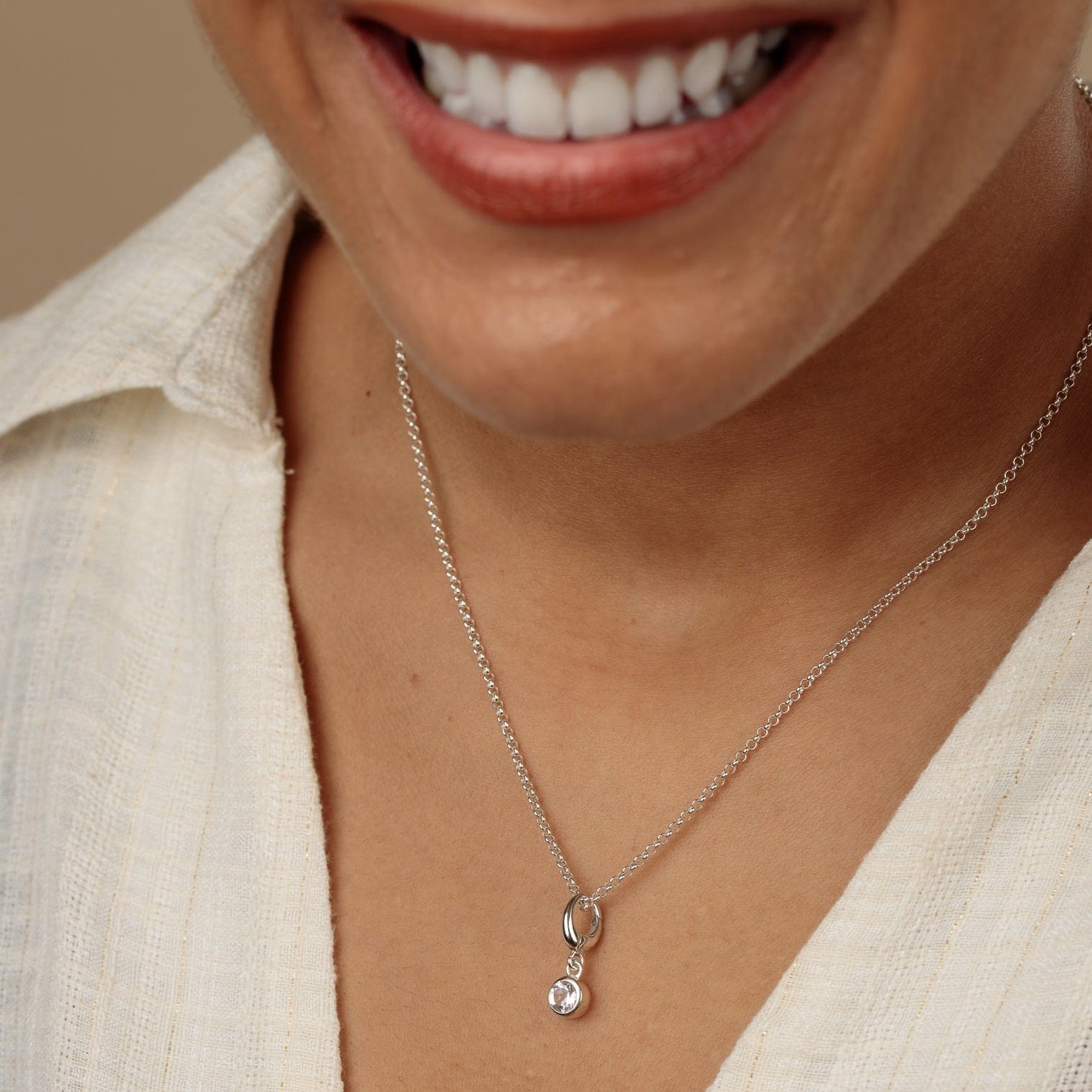 April Geburtsstein Charm-Halskette (Weißer Topas) | Shop Nory