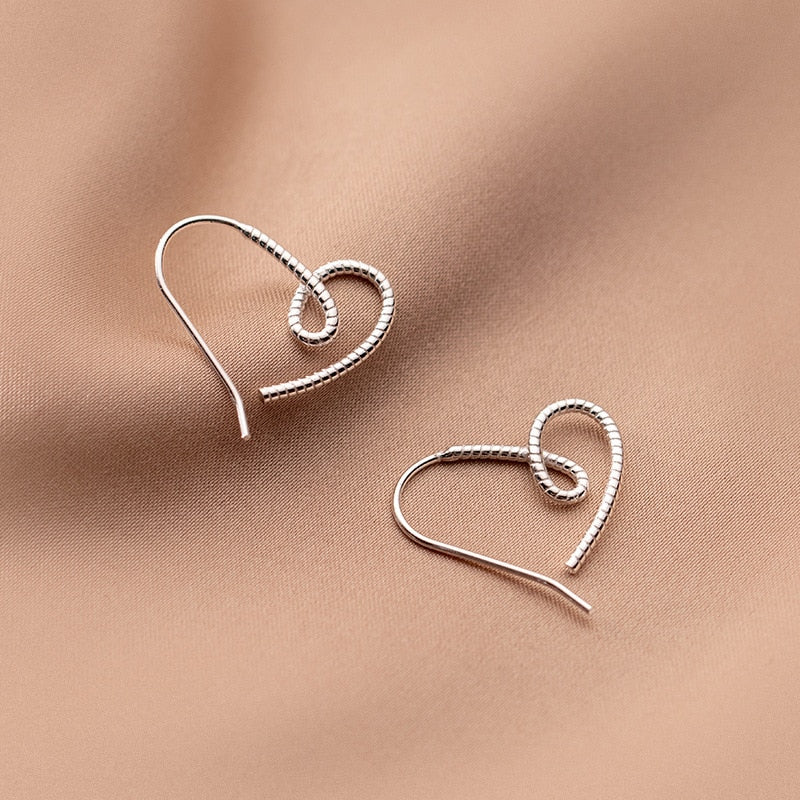 Love Twisted Hollow Design Herz Creolen | Shop Nory