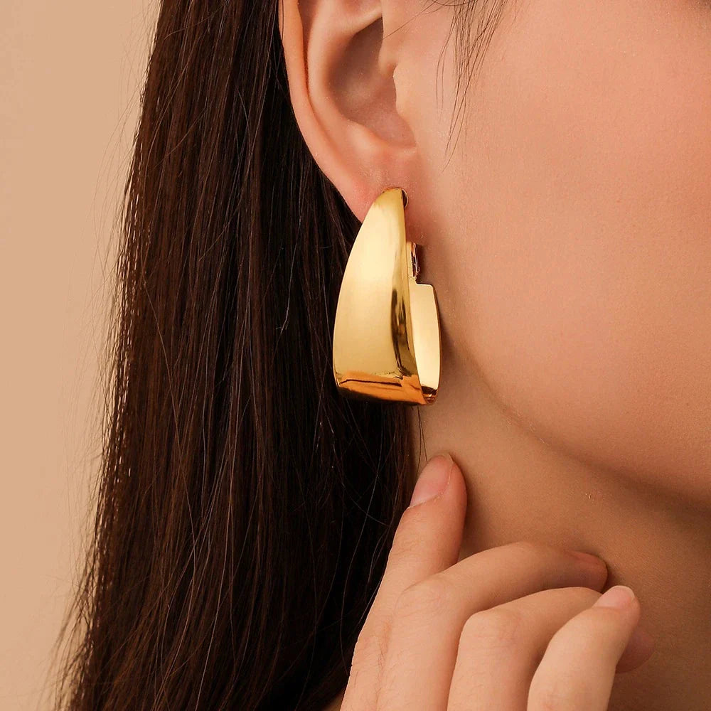 Einfache Übertriebene Glänzende Metallringohrringe | Shop Nory