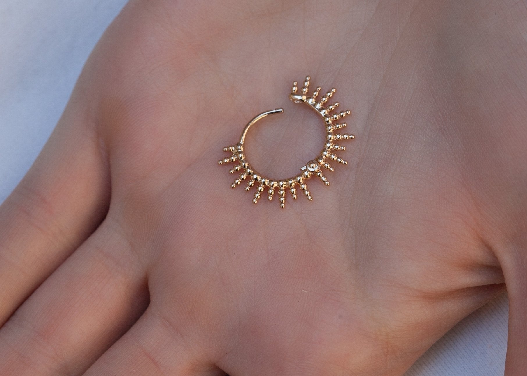 Sonnenstrahl-Creolen vergoldet - Creolen Sonne für Damen | Shop Nory