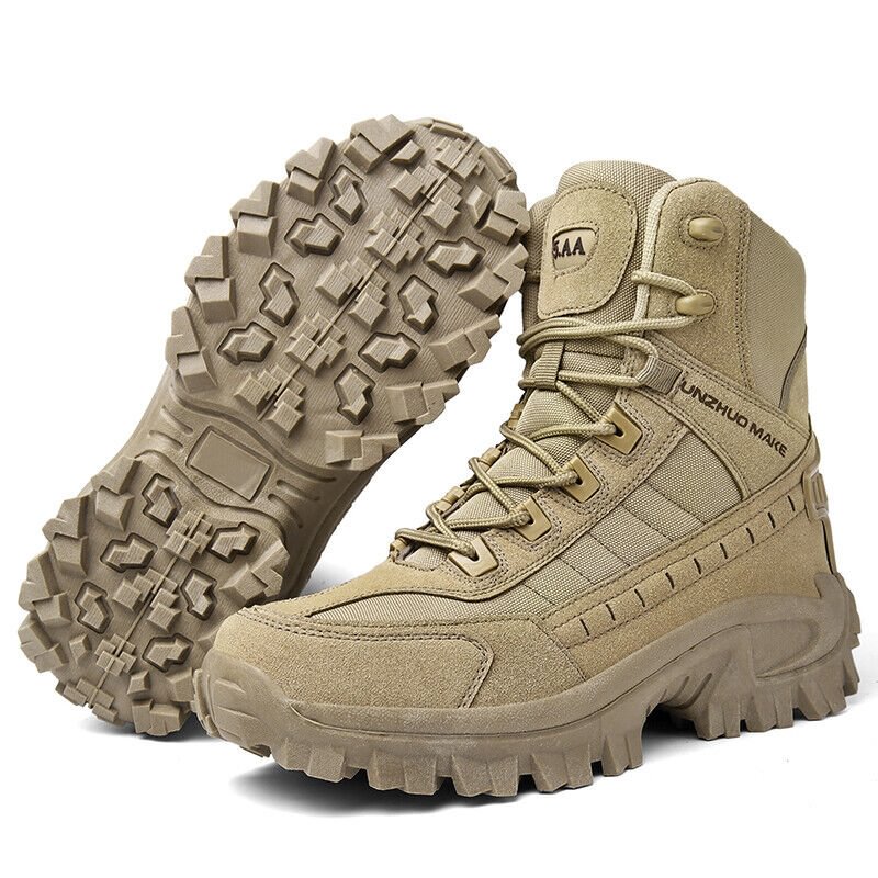 Coole militärische Winterstiefel
