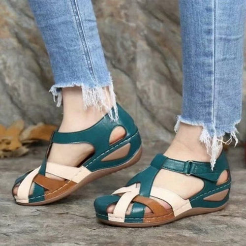 Orthopädische Keilsandalen