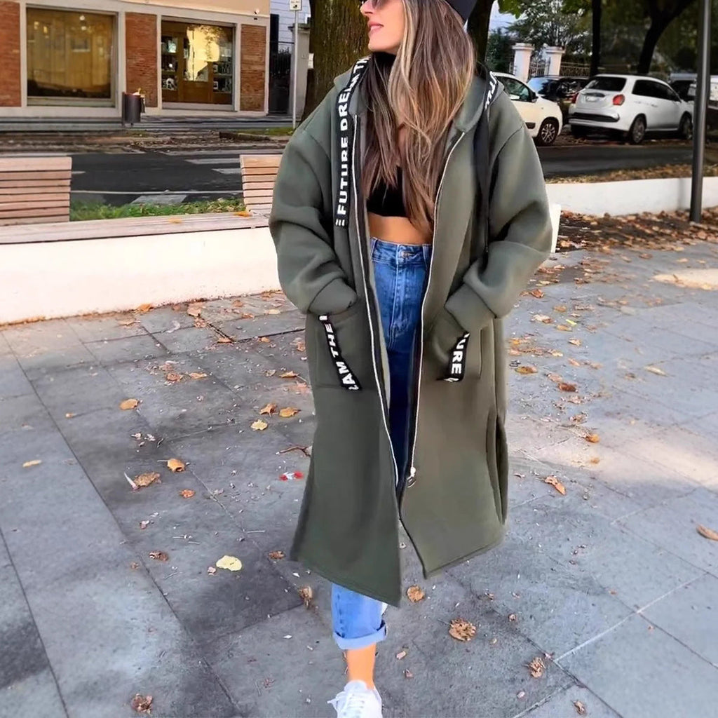 Langer Sweatshirt mit Kapuze
