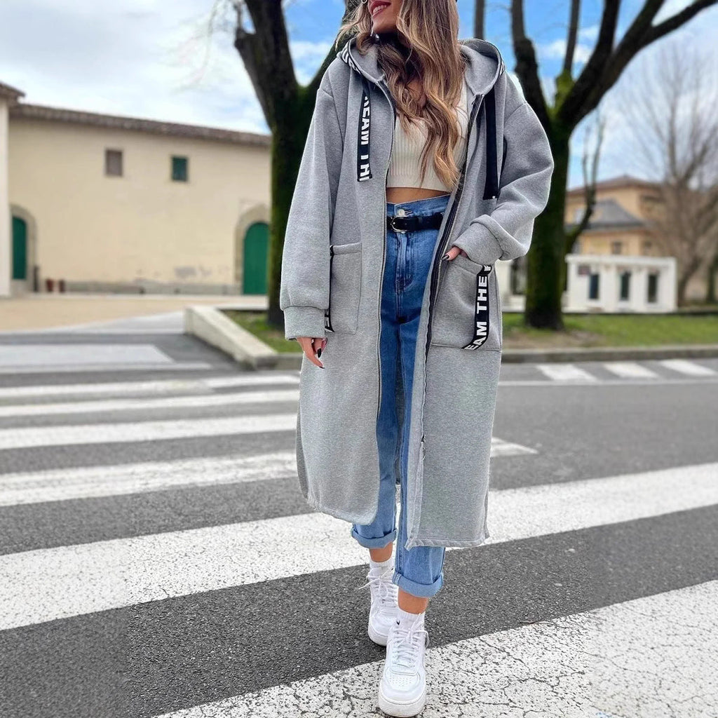 Langer Sweatshirt mit Kapuze