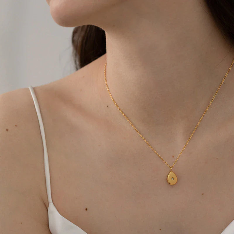 Quadratischer Tropfen Anhänger Necklace | Shop Nory