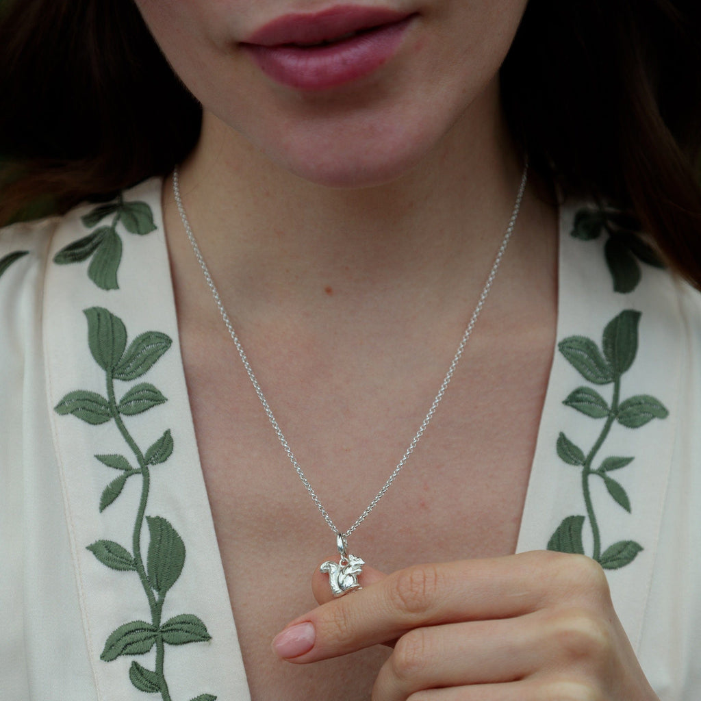 Silber Eichhörnchen Charm Halskette | Shop Nory