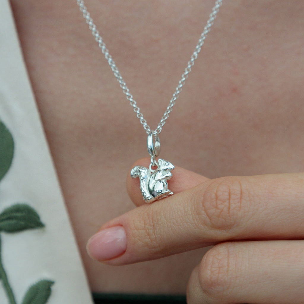 Silber Eichhörnchen Charm Halskette | Shop Nory