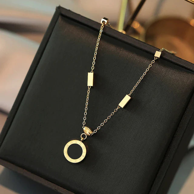 Edelstahl Roman Zahlen Anhänger Halskette | Shop Nory