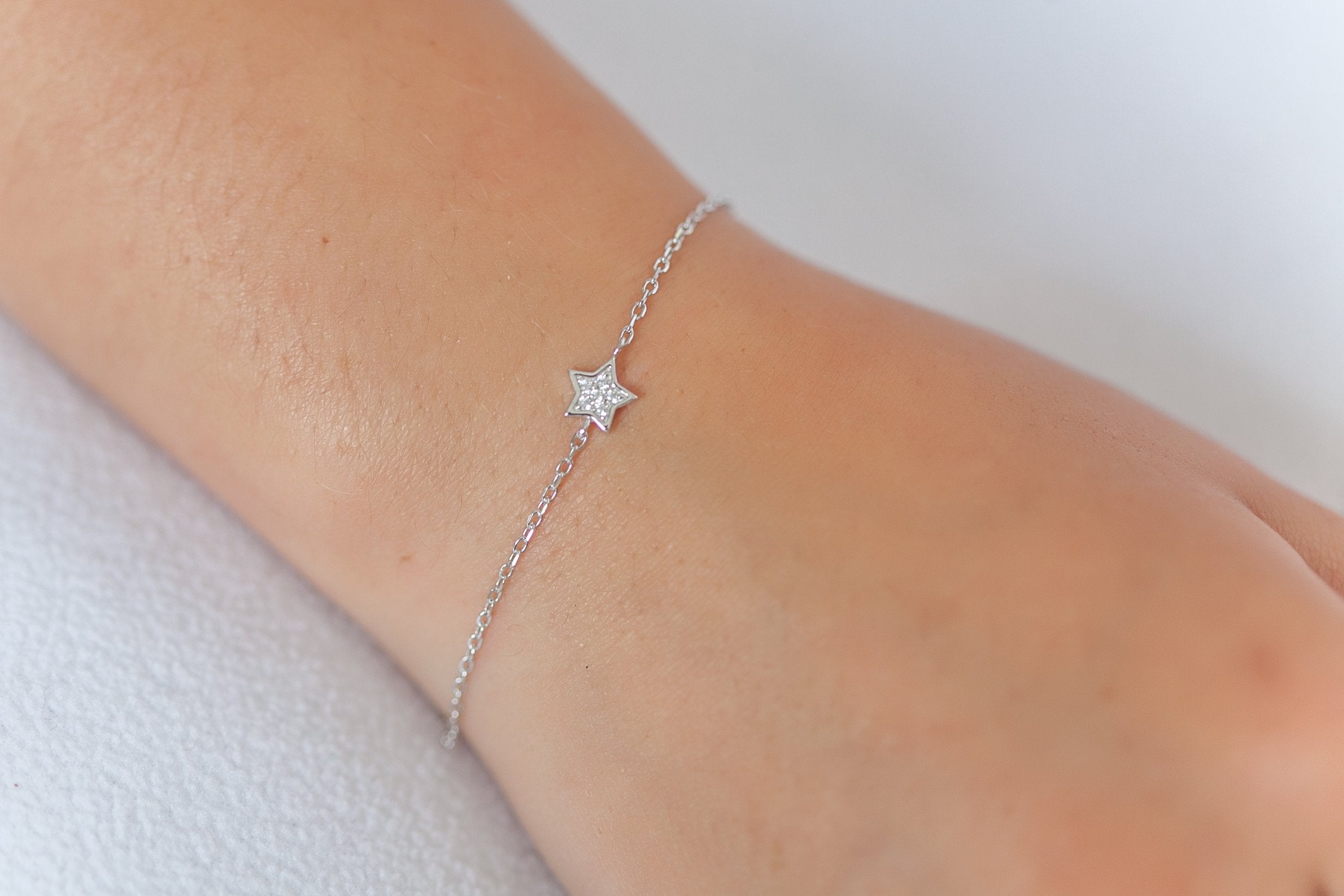 Armband mit Stern mit Strass besetzt aus Silber | Shop Nory