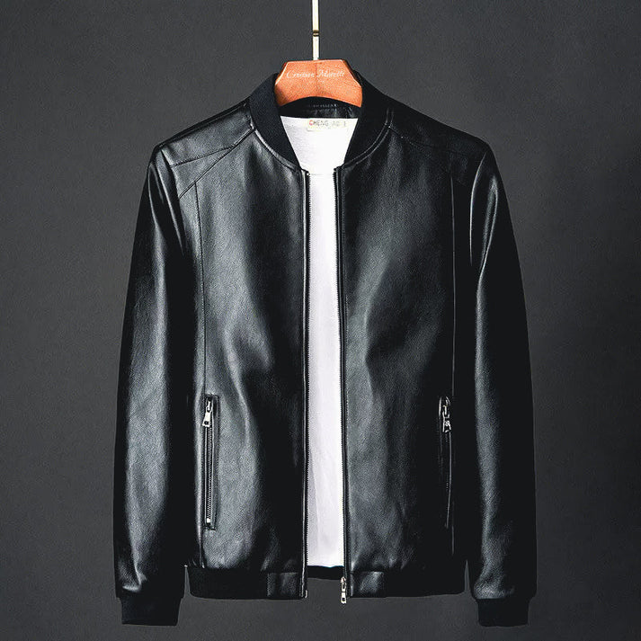 Stylische Herren-Lederjacke aus Kunstleder mit präzisen Details