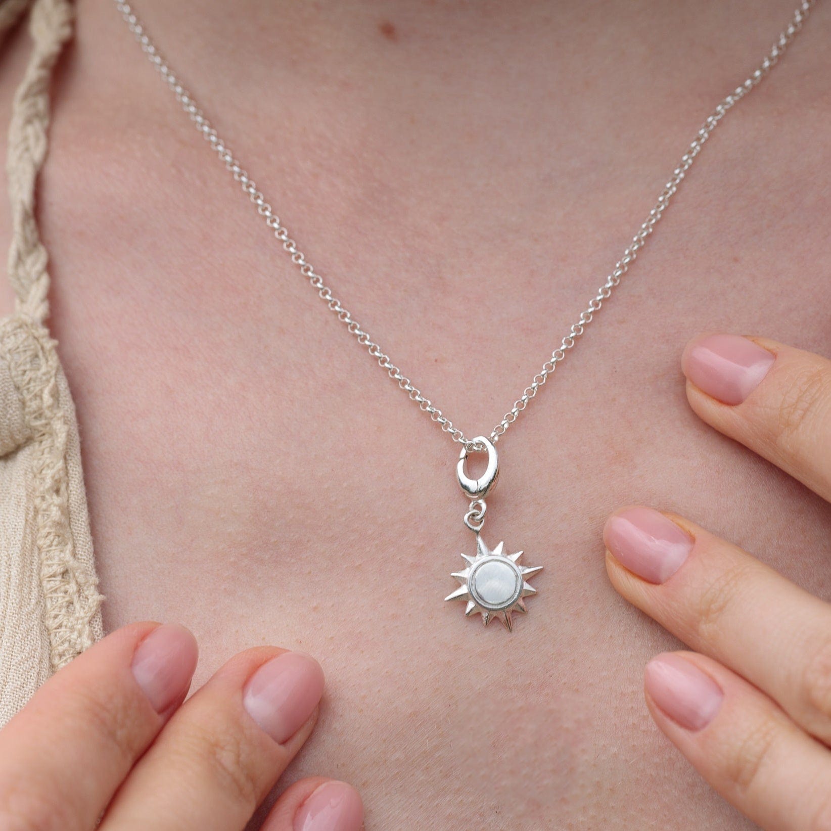 Silber Sunshine Charm Halskette | Shop Nory