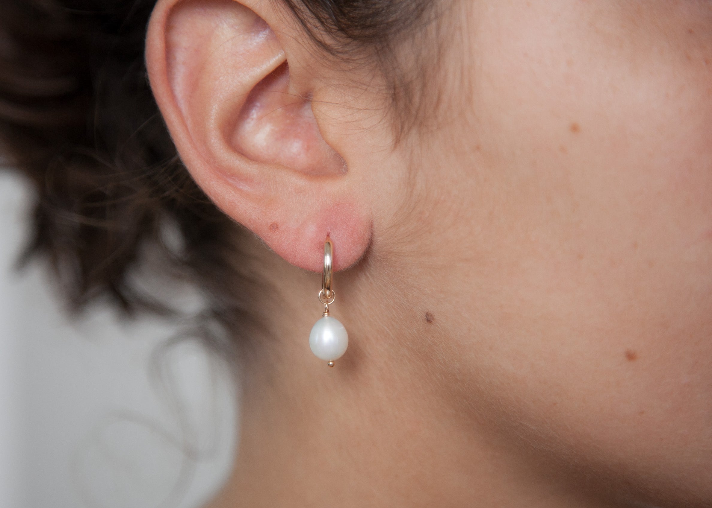Creolen mit Süßwasserzuchtperle - 16K vergoldet | Shop Nory
