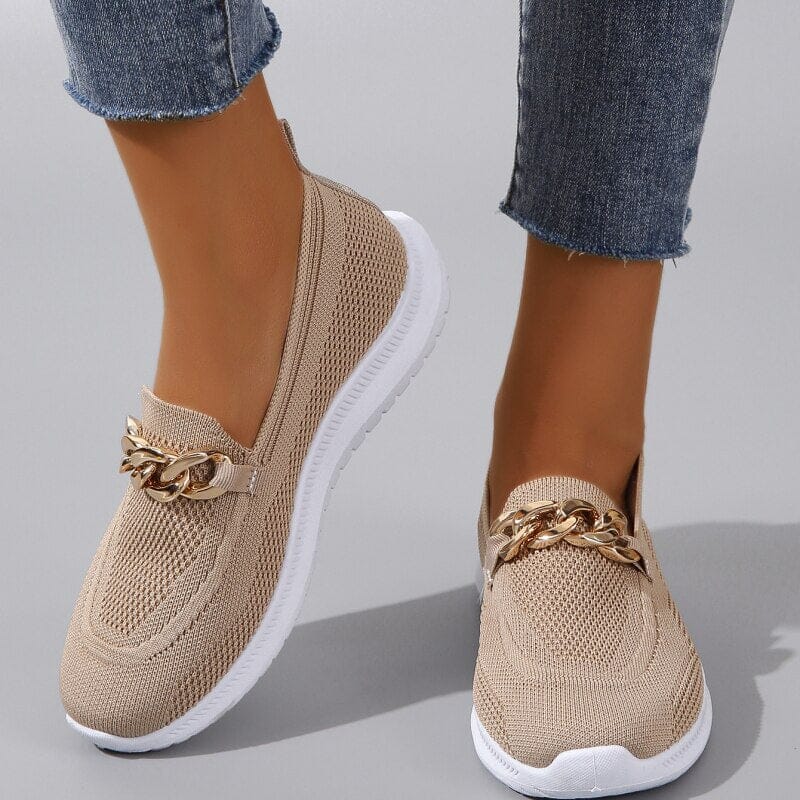 Schicke Sneaker Mit Kettenbesatz