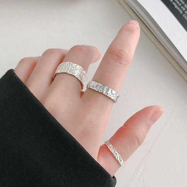 Trendige unregelmäßige strukturierte Oberflächenring | Shop Nory