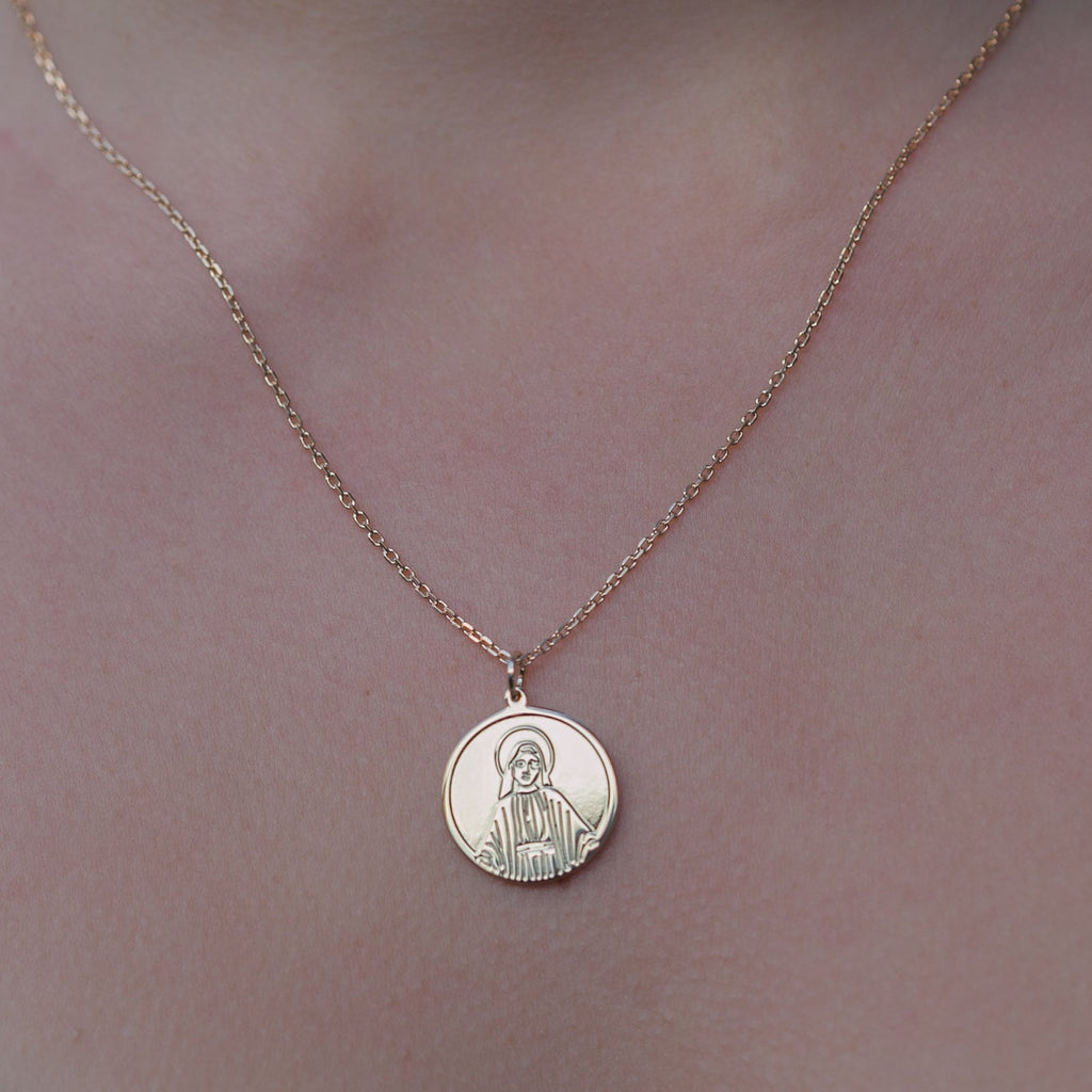 Vergoldete Jesus-Christus Kette | Shop Nory