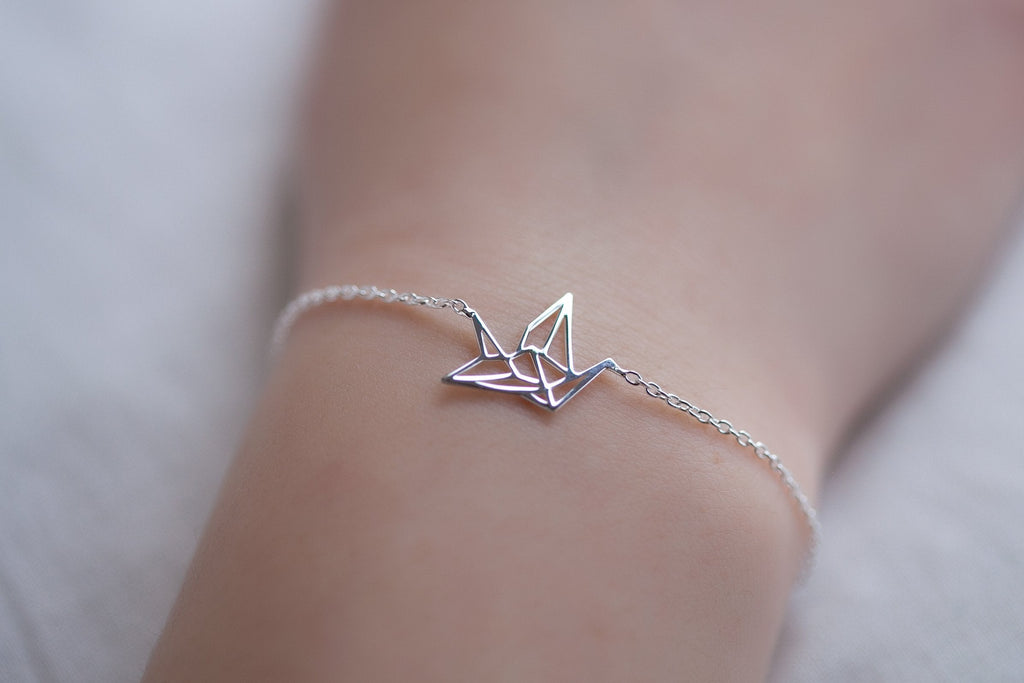 Armband mit Origami-Vogel aus 925er Silber – Eleganz mit symbolischer Bedeutung | Shop Nory