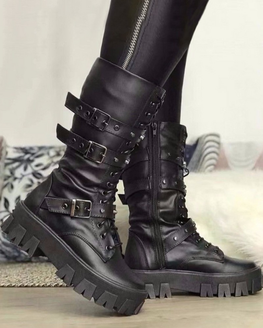Stiefel Mit Reißverschluss Und Schnallen
