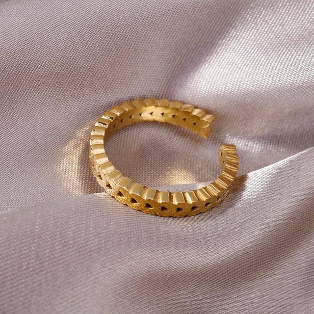 Trendige verstellbare Ringe aus Edelstahl | Shop Nory