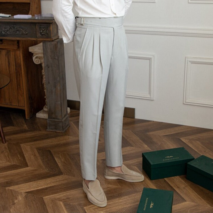 Classic: Stilvolle Hose mit Schnalle