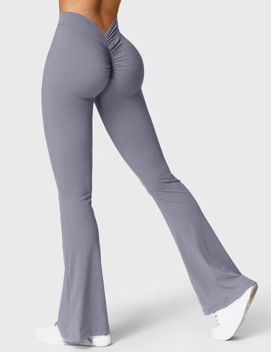 Ausgestellte Leggings mit V-Ausschnitt