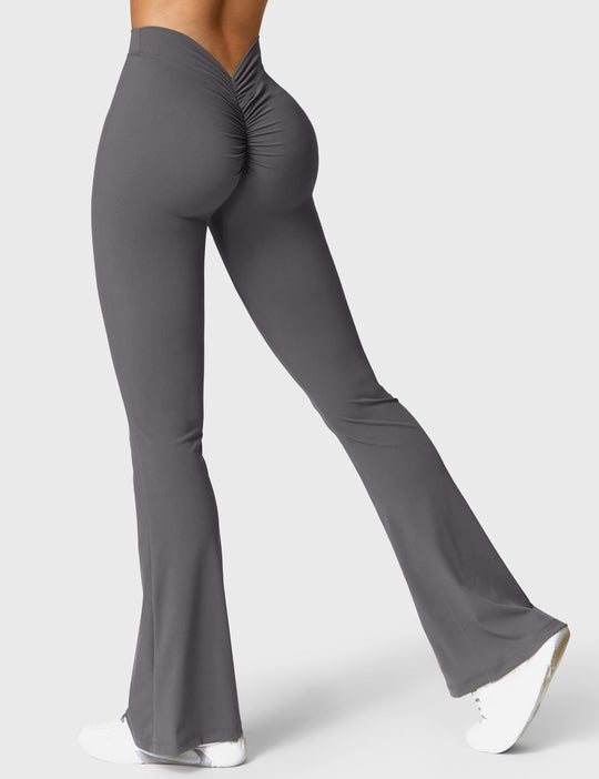Ausgestellte Leggings mit V-Ausschnitt