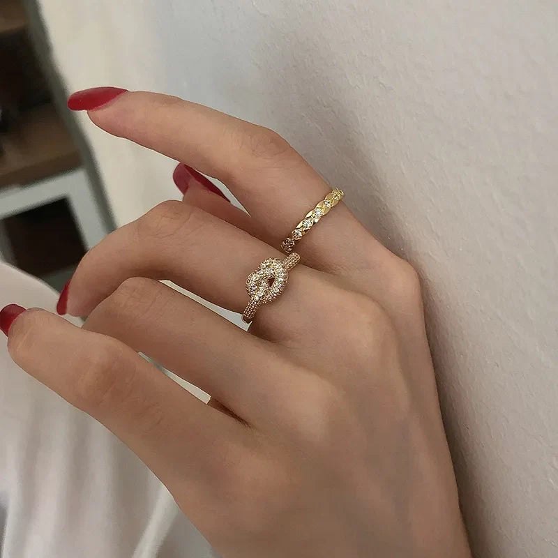 Zircon Metall Knoten Twist Design Ringe | Shop Nory