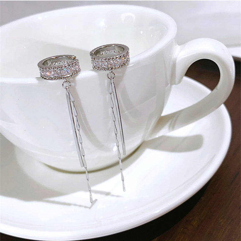 Zircon Shining C Form Lange Quaste Ohr Cuff | Shop Nory